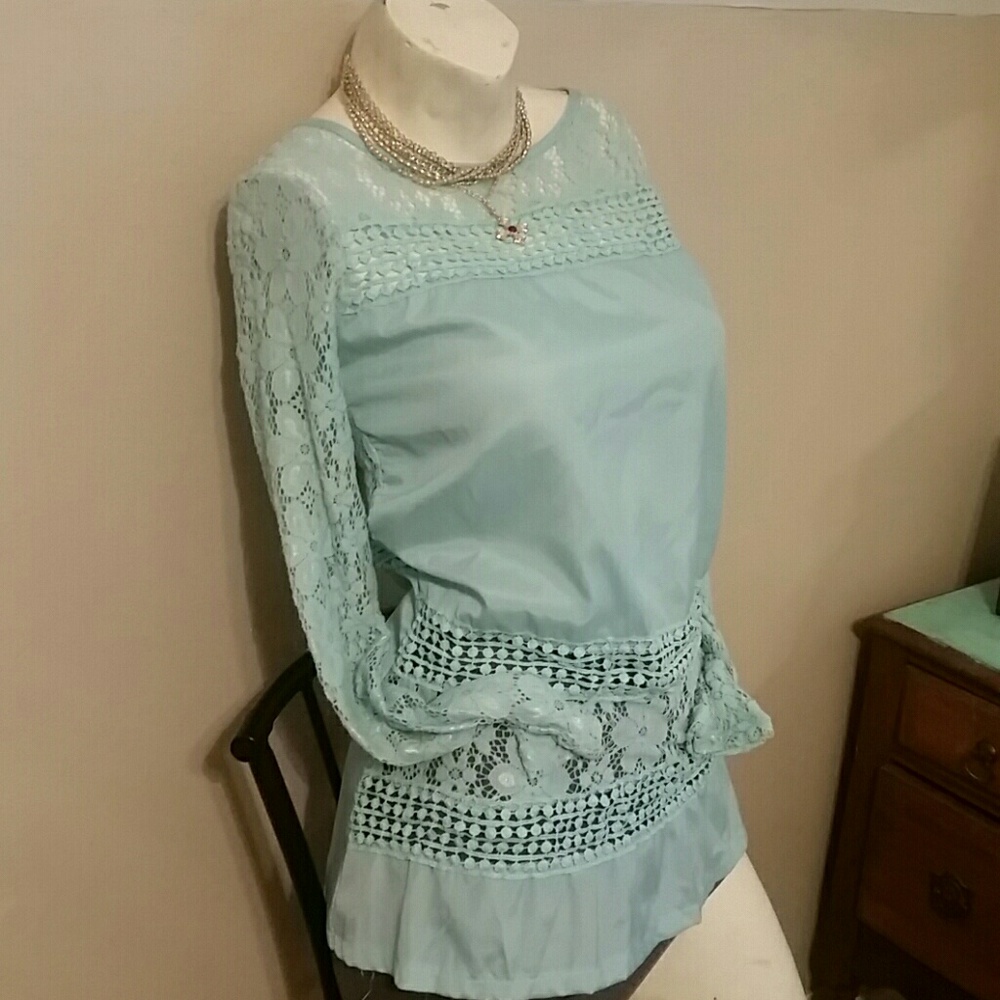 Vintage Look Detailed Turquoise Lace Blouse Size S